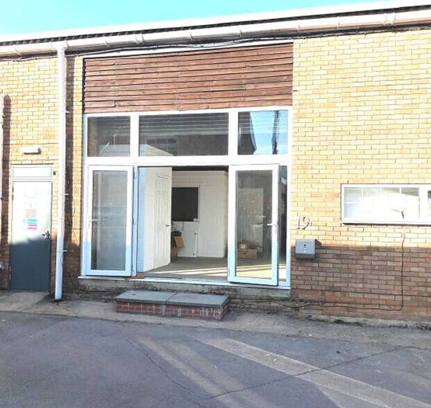 Stratford Rd, Moreton In Marsh à louer - Photo de l’immeuble – Image 1 sur 1