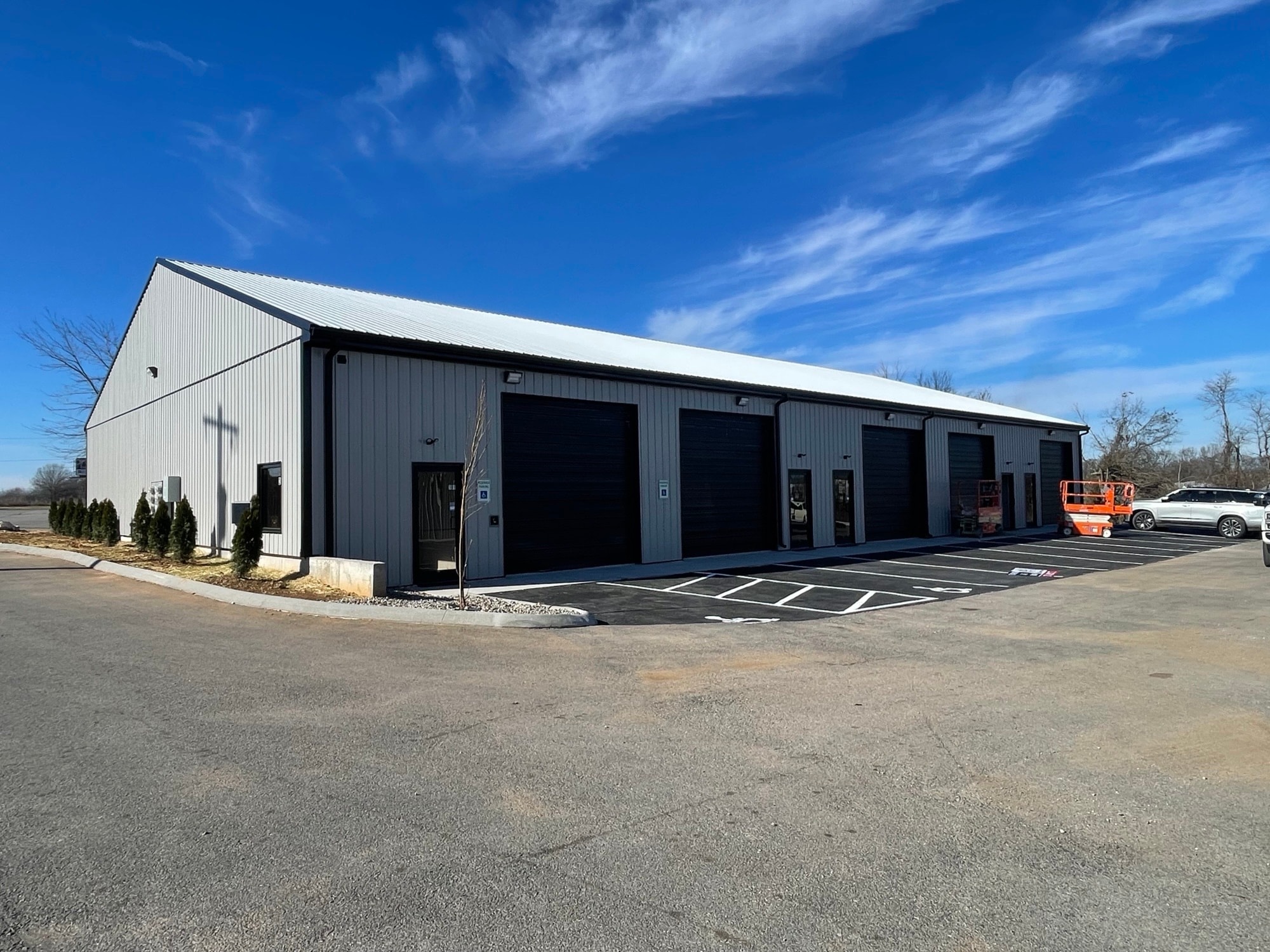 2575 Louisville Rd, Bowling Green, KY à louer Photo de l’immeuble– Image 1 sur 8