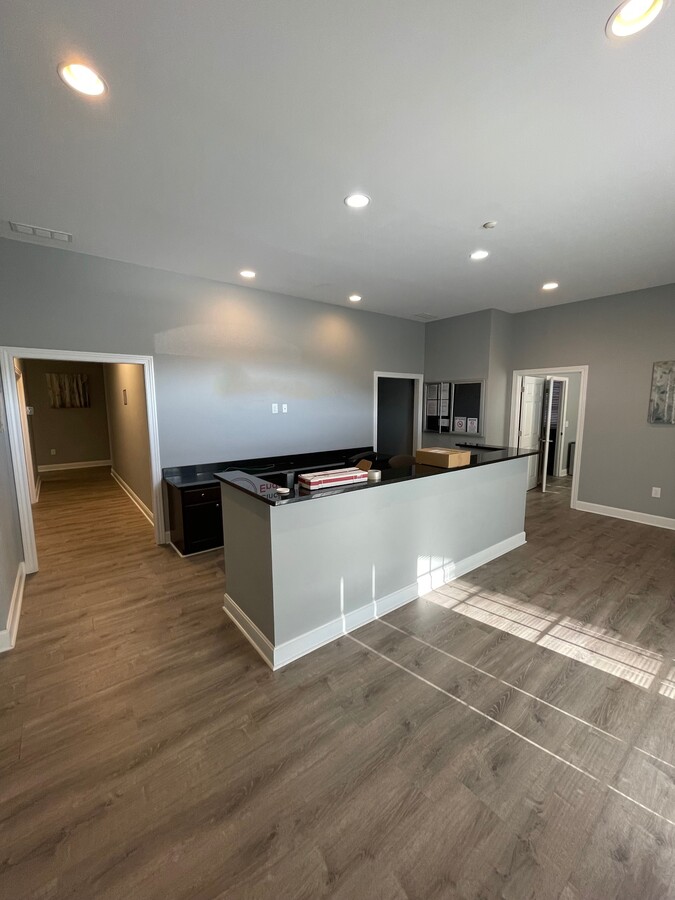 2950 Glendale Milford Rd, Cincinnati, OH 45241 - Lot 2950 - - Photo intérieure - Image 2 of 7