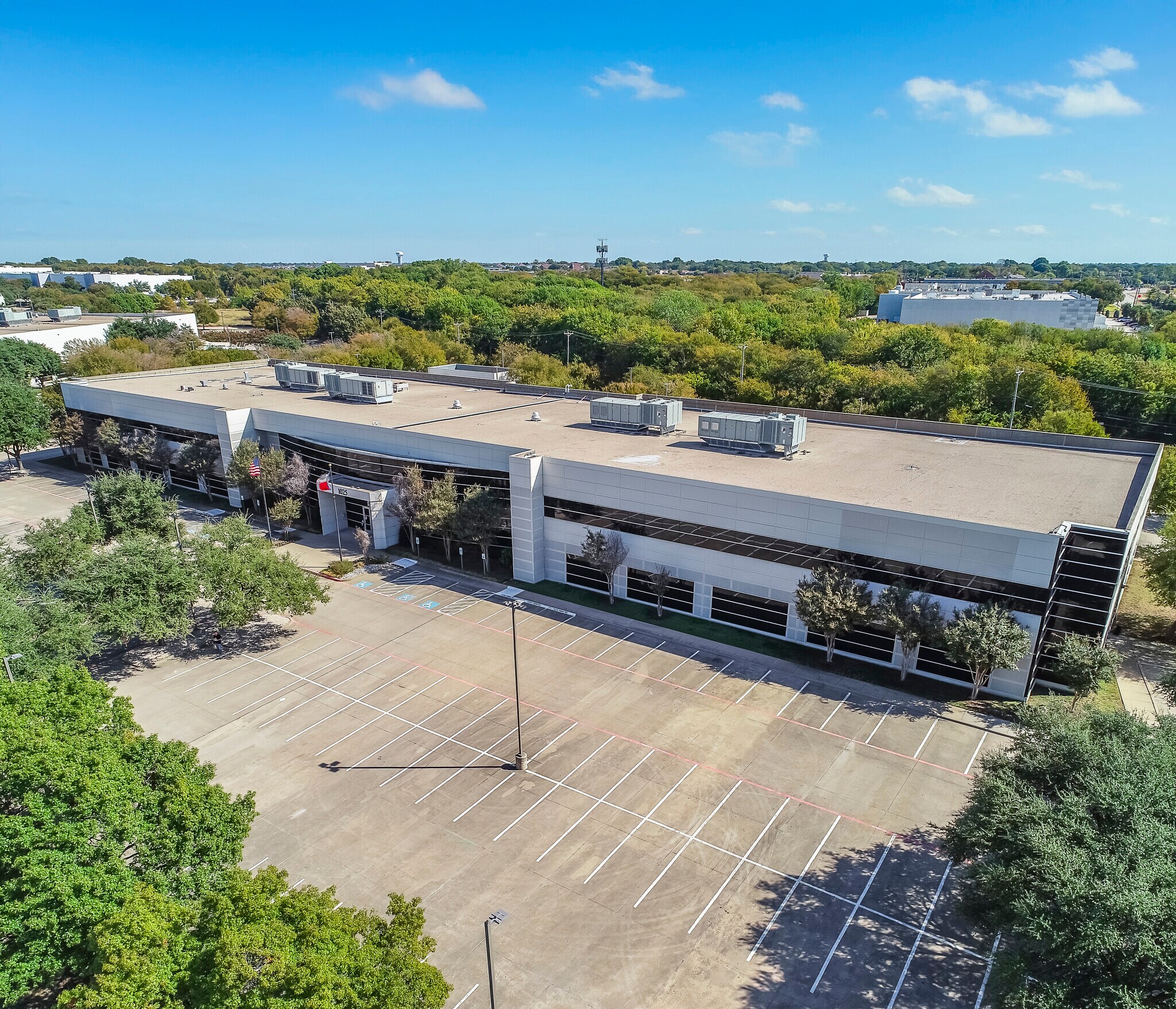 1025 S Central Expy, Allen, TX à vendre Photo de l’immeuble– Image 1 sur 10