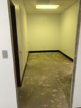 12550 W Colfax Ave, Lakewood, CO à louer Photo intérieure– Image 2 sur 5