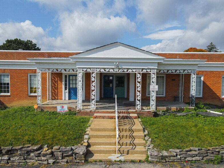 120 Sturges Ave, Mansfield, OH à vendre - Photo de l’immeuble – Image 3 sur 45