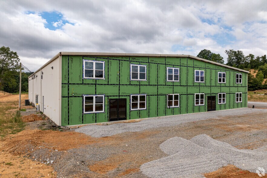 2687 Hwy 25 E, Tazewell, TN à louer - Photo de l’immeuble – Image 2 sur 4