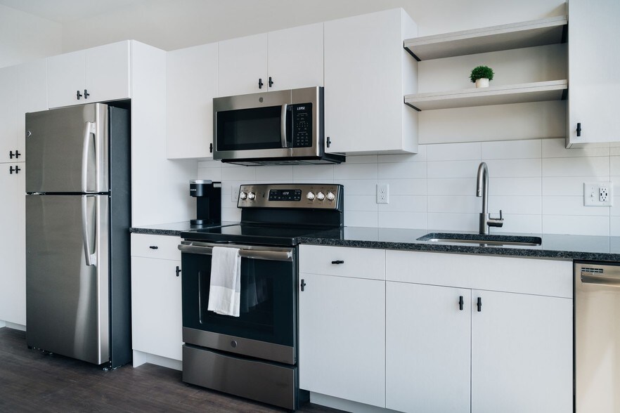 122 Oakes St SW, Grand Rapids, MI à louer - Photo de l’immeuble – Image 3 sur 76