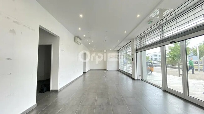 Plus de détails pour 5 Rue De L'Ile Des Pecheurs, Ostwald - Local commercial à louer