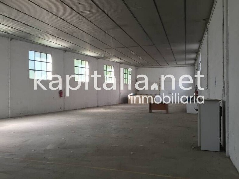 Industriel/Logistique dans Bocairent, Valencia à vendre - Photo principale – Image 2 sur 4