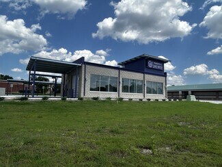 Plus de détails pour 1212 S Webb Rd, Wichita, KS - Spécialisé à vendre