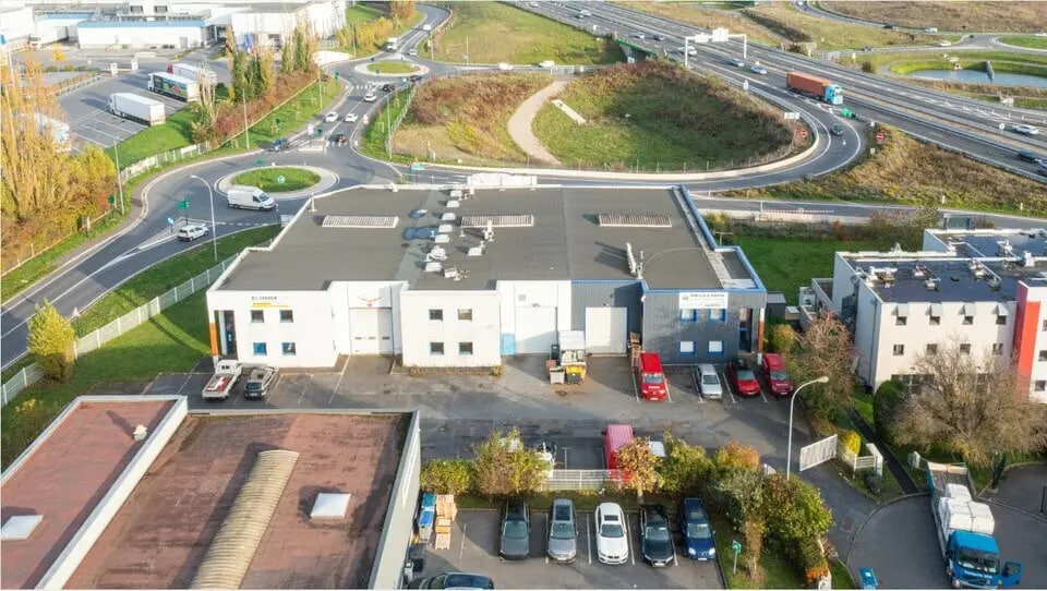 Bureau dans Baillet-en-France à louer - Photo de l’immeuble – Image 1 sur 5