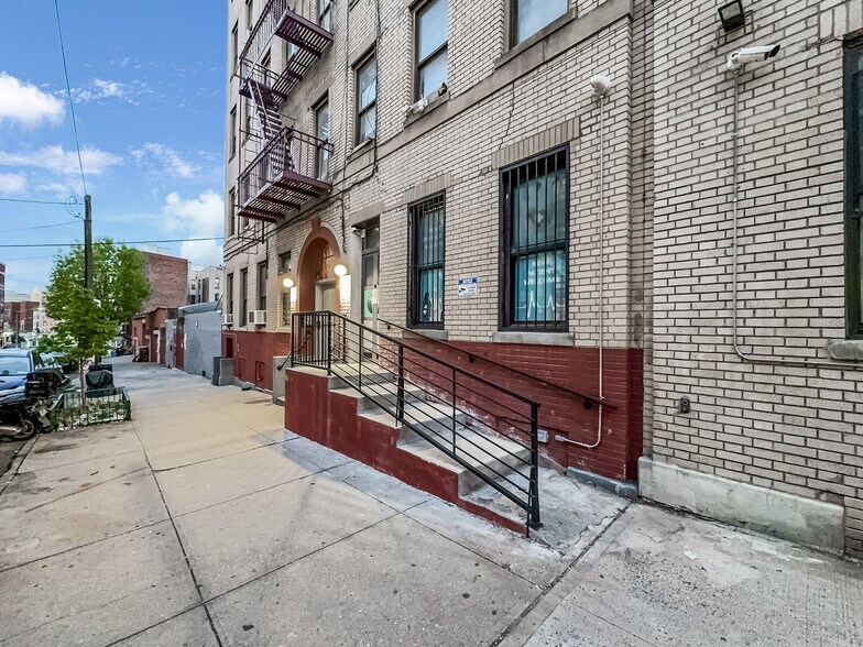 1103 Franklin Ave, Bronx, NY à vendre - Photo de l’immeuble – Image 3 sur 21