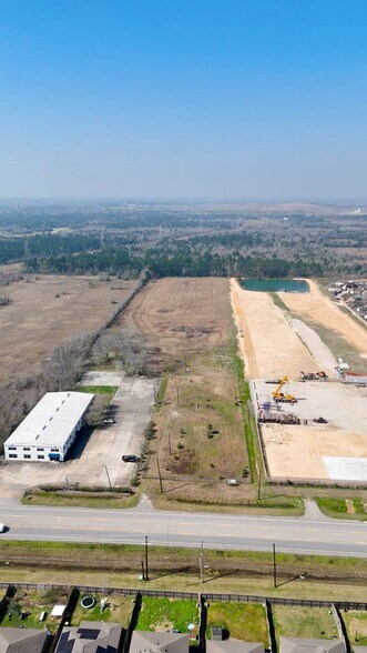 4820 FM 2004 Rd, Hitchcock, TX à vendre - Vidéo sur l’annonce professionnelle – Image 2 sur 18