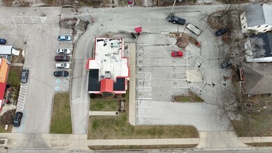 535 S Walnut St, Bloomington, IN à louer Photo intérieure– Image 2 sur 9