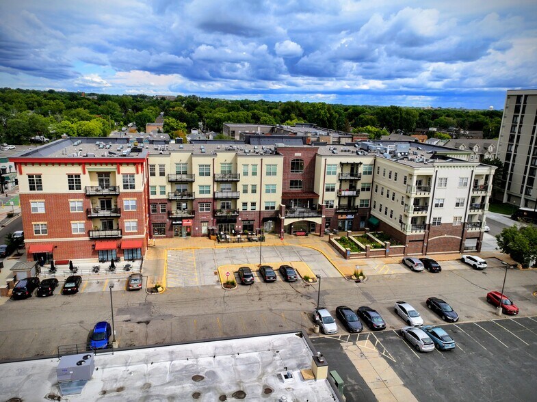 712-786 Mainstreet, Hopkins, MN à vendre - Photo de l’immeuble – Image 3 sur 6