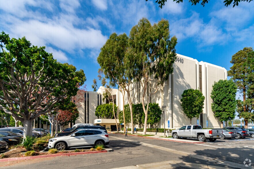 3400-3440 Lomita Blvd, Torrance, CA à louer - Photo principale – Image 1 sur 12