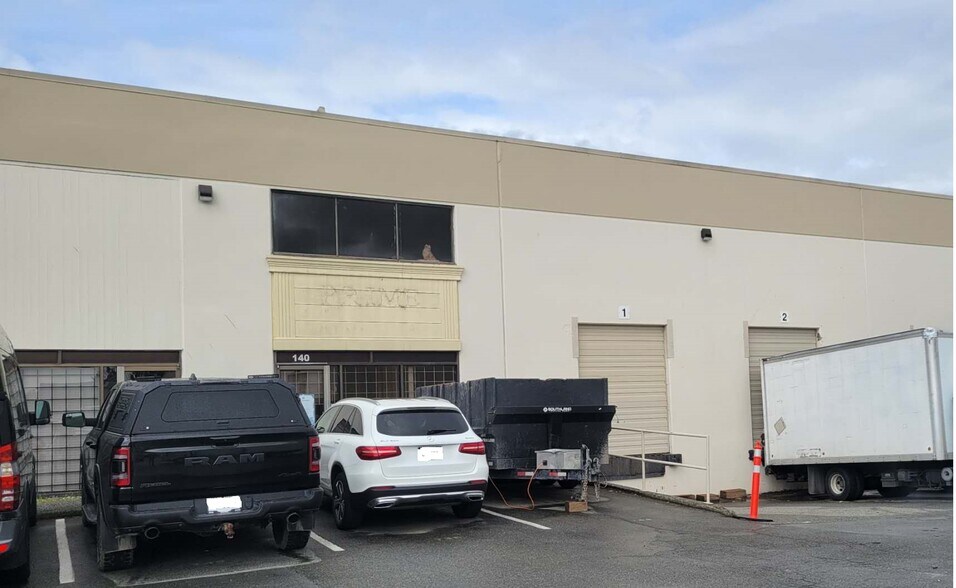 6671-6691 Elmbridge Way, Richmond, BC à louer - Photo de l’immeuble – Image 3 sur 4