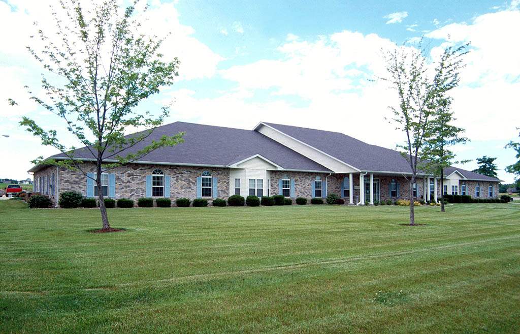 1035 Eastgate Dr, O'Fallon, IL à louer Photo de l’immeuble– Image 1 sur 2