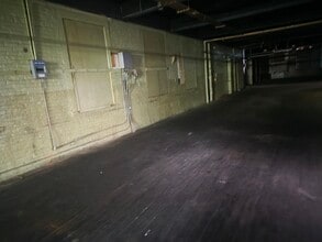 118-122 Manton Ave, Providence, RI à louer Photo intérieure– Image 2 sur 2