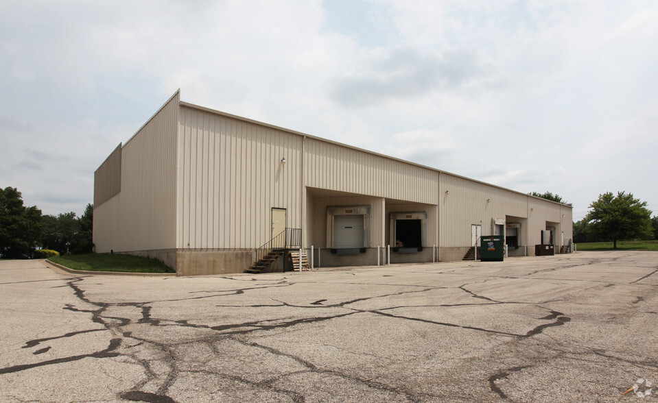 19915 W 161st St, Olathe, KS à louer - Photo de l’immeuble – Image 3 sur 6