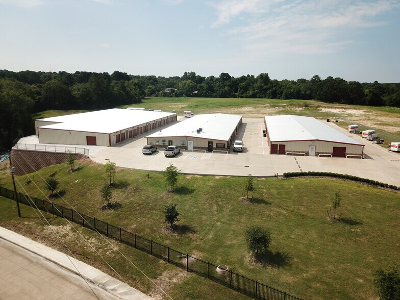 124 Essex Blvd, Huntsville, TX à vendre - Photo principale – Image 3 sur 4