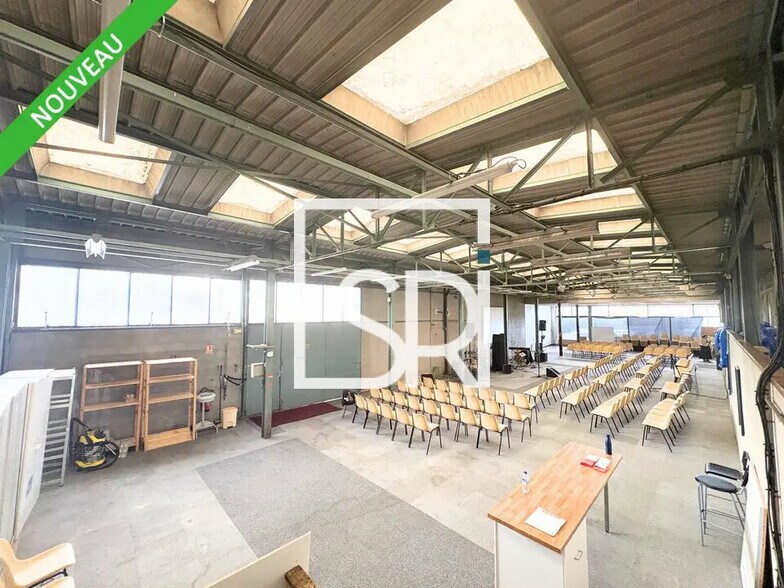 Industriel/Logistique dans Clermont-Ferrand à vendre - Photo intérieure – Image 1 sur 12