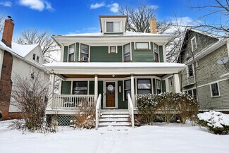 Plus de détails pour 2869 Hampshire Rd, Cleveland Heights, OH - Logement à vendre