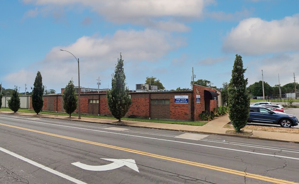 3130 Chouteau Ave, Saint Louis, MO à vendre - Photo de l’immeuble – Image 1 sur 6