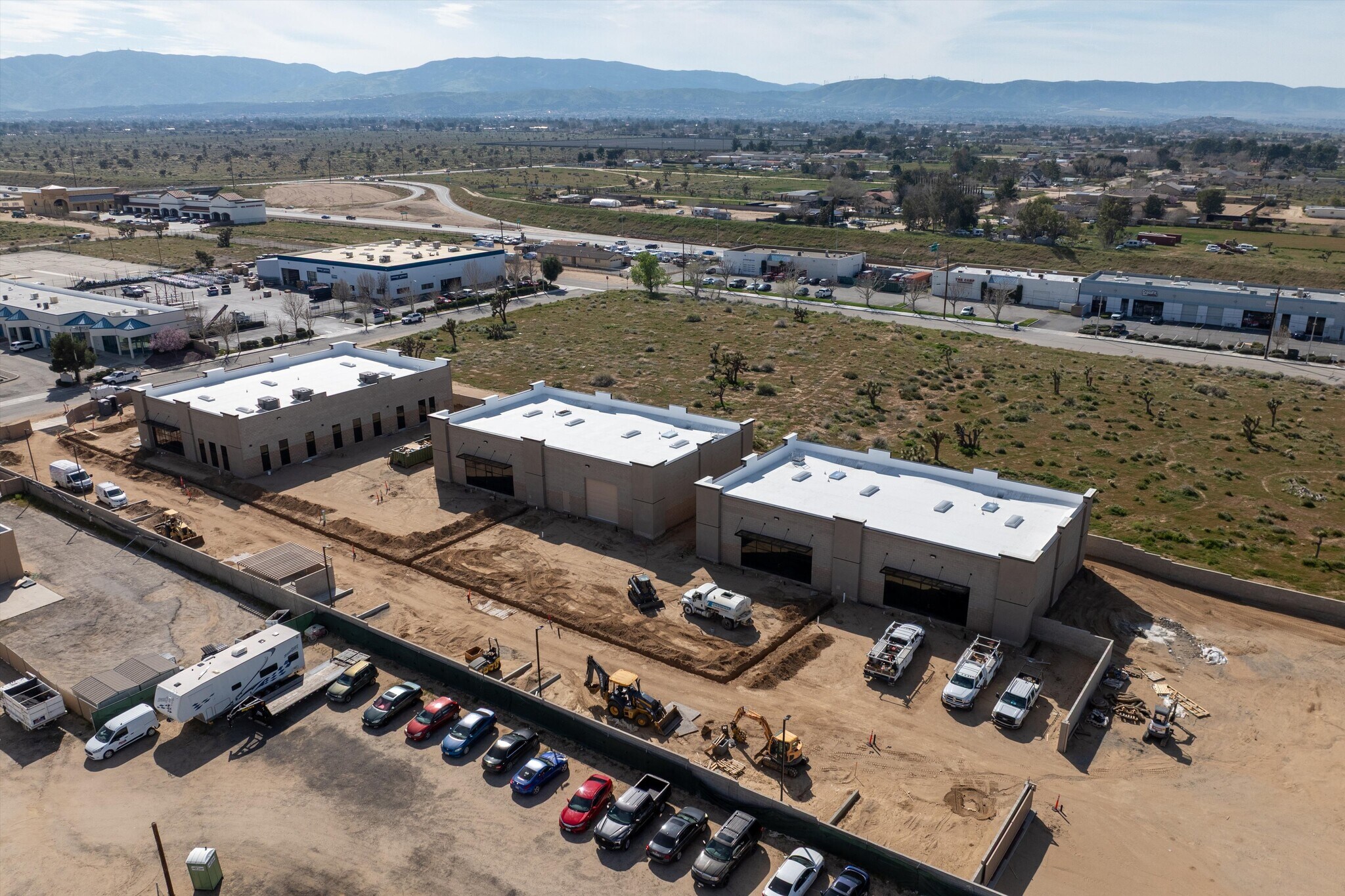 1133 W Avenue L12, Lancaster, CA à louer Photo principale– Image 1 sur 24