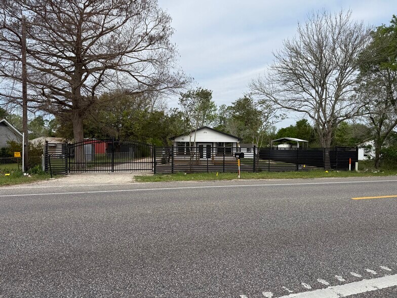 21095 FM 362 Rd, Waller, TX à vendre - Photo de l’immeuble – Image 2 sur 47