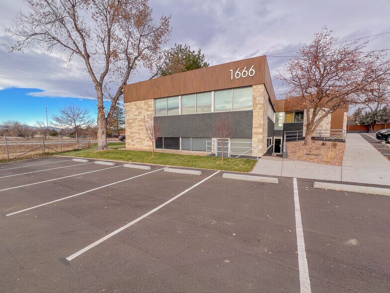 1666 S University Blvd, Denver, CO à louer - Photo de l’immeuble – Image 3 sur 21
