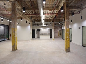 565 Northside Dr, Atlanta, GA à louer Photo intérieure– Image 2 sur 10