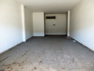 Plus de détails pour Carrer Paquita Madriguera, 15, Igualada - Local commercial à louer