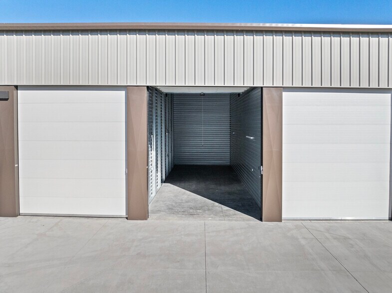 6370 N Virginia St, Reno, NV à vendre - Photo de l’immeuble – Image 1 sur 28