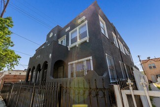 Plus de détails pour 1716-1718 W 45th St, Los Angeles, CA - Logement à vendre