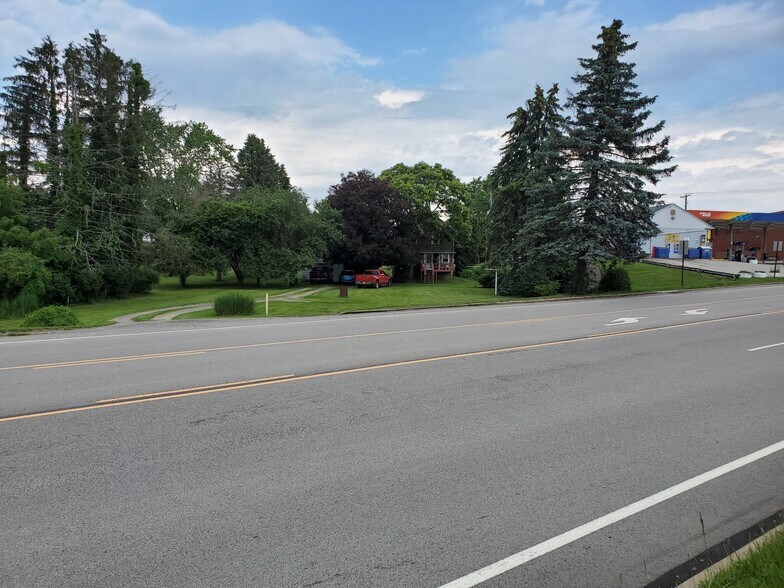 1621 Warren Rd, Indiana, PA à vendre - Photo principale – Image 1 sur 3