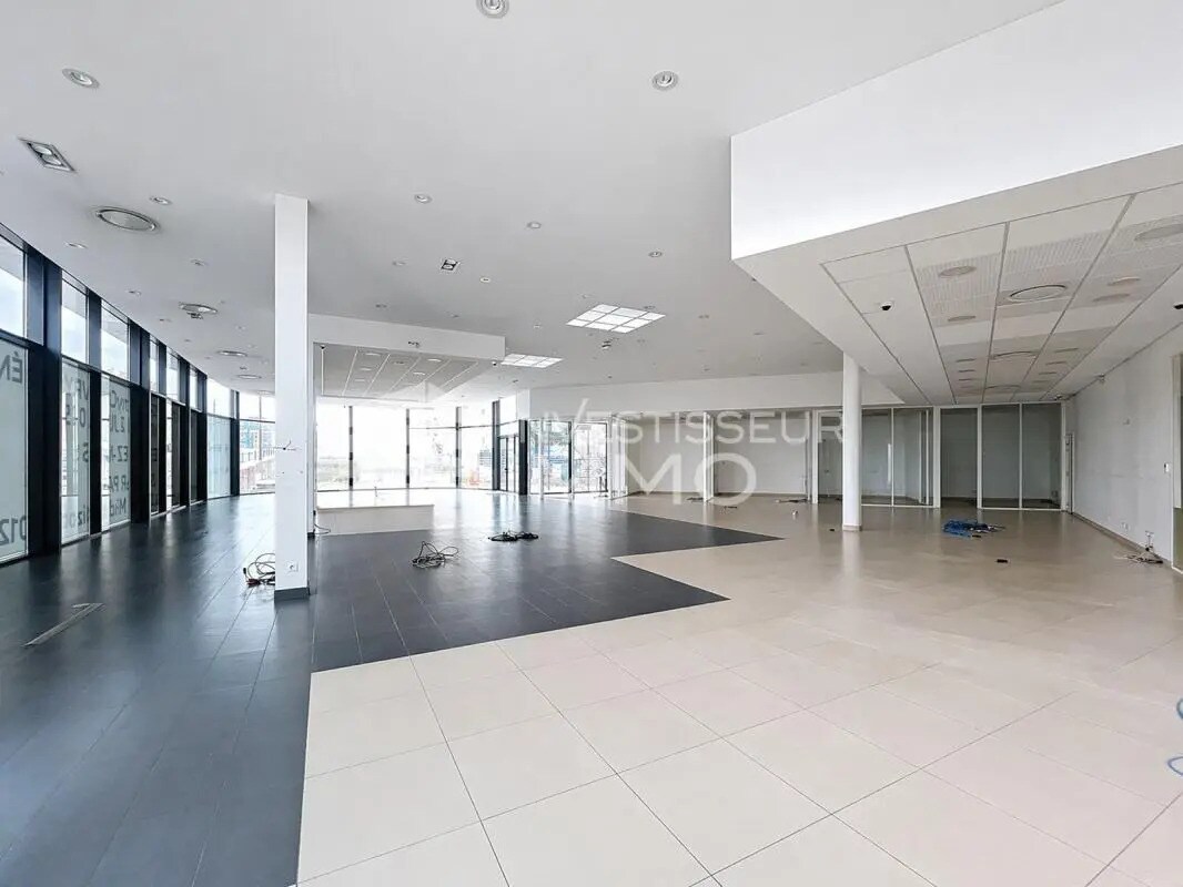 Local commercial dans Ivry-sur-Seine à vendre Photo intérieure– Image 1 sur 6
