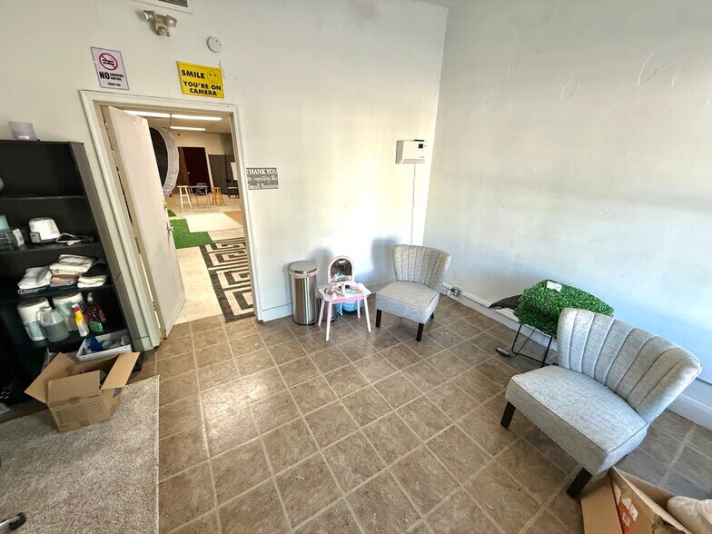 4448 Lewis Ave, Toledo, OH à vendre - Photo de l’immeuble – Image 3 sur 6