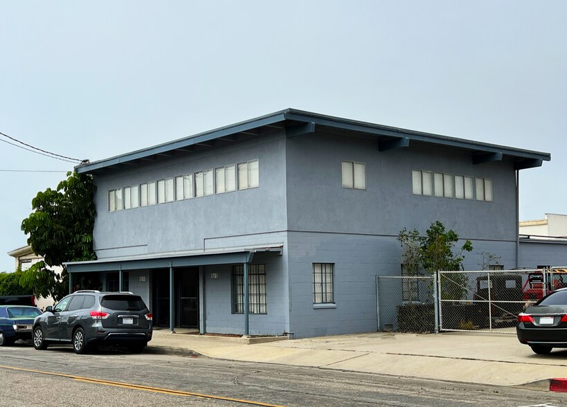 1775-1783 Callens Rd, Ventura, CA à louer - Photo de l’immeuble – Image 3 sur 13