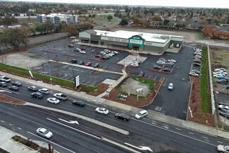 Plus de détails pour 1434-1454 E Main St, Woodland, CA - Local commercial à louer