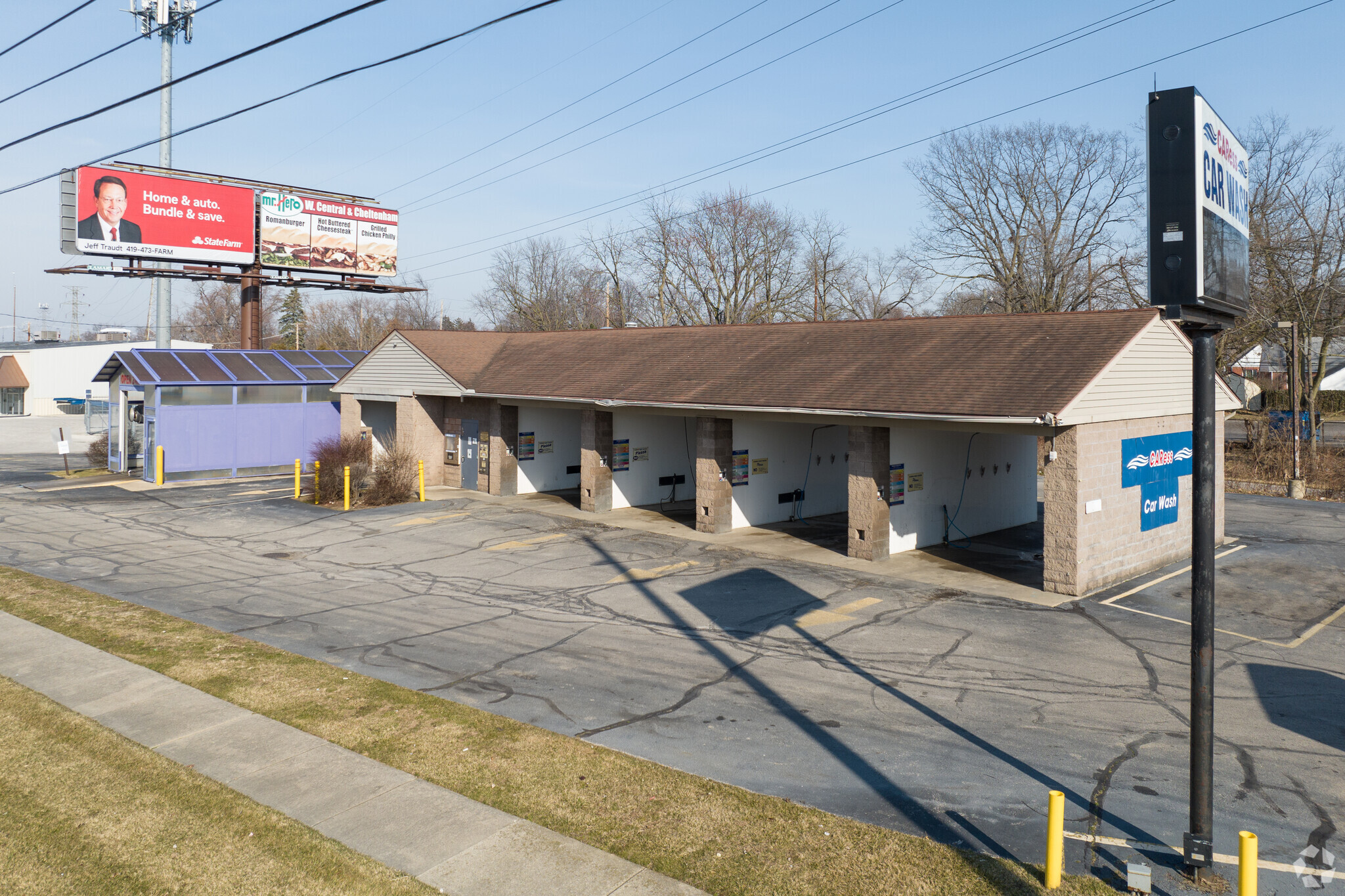 2812 Douglas Rd, Toledo, OH à vendre Photo principale– Image 1 sur 10