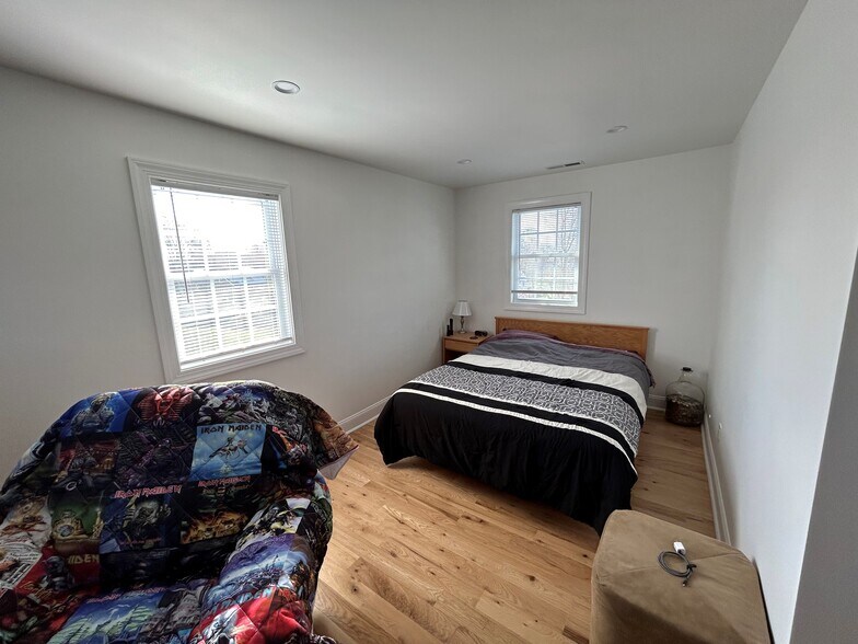 34 Benedict St, Norwalk, CT à vendre - Photo intérieure – Image 2 sur 7