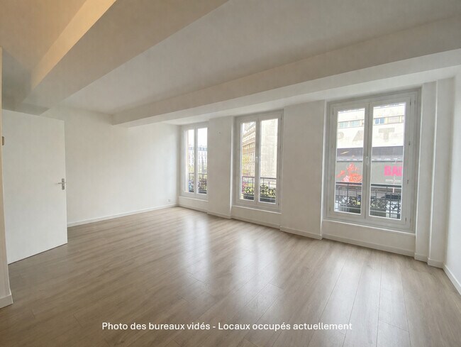 Plus de détails pour 81 Boulevard De Clichy, Paris - Bureau à louer