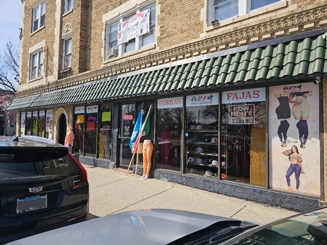 2820-2822 W Peterson Ave, Chicago, IL à louer - Photo de l’immeuble – Image 2 sur 7