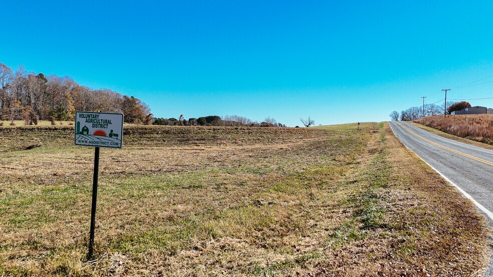6605 Phillippi Rd, Liberty, NC à vendre - Photo de l’immeuble – Image 3 sur 31