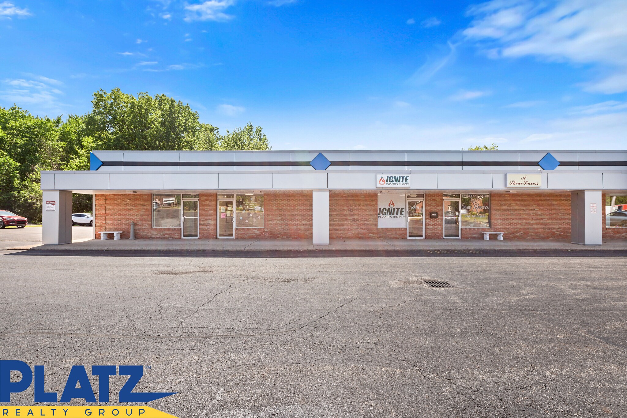 102-112 Javit Ct, Youngstown, OH à vendre Photo principale– Image 1 sur 13