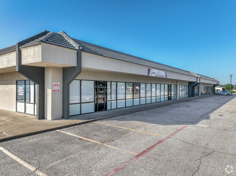 6500 Northwest Dr, Mesquite, TX à louer - Photo de l’immeuble – Image 2 sur 19