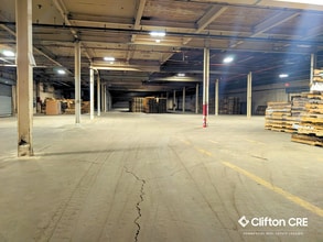750 Bloomfield Ave, Clifton, NJ à vendre Photo intérieure– Image 2 sur 6
