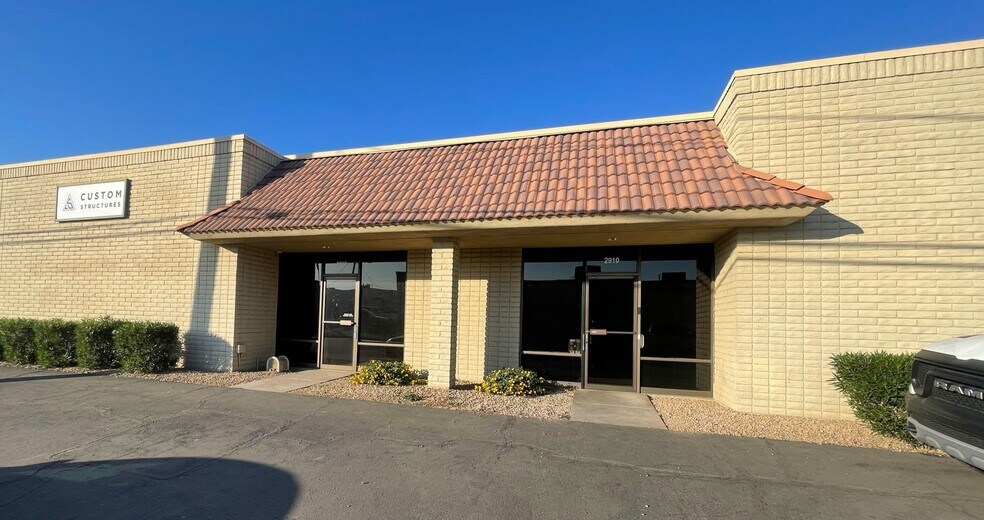 2910 N 30th Ave, Phoenix, AZ à louer - Photo principale – Image 1 sur 5