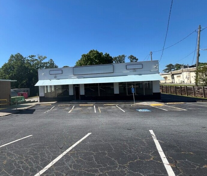 1858 Cheshire Bridge Rd NE, Atlanta, GA à louer - Photo de l’immeuble – Image 2 sur 14