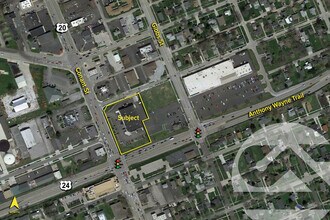 105 Golden Gate Plz, Maumee, OH à louer Aérien– Image 2 sur 3