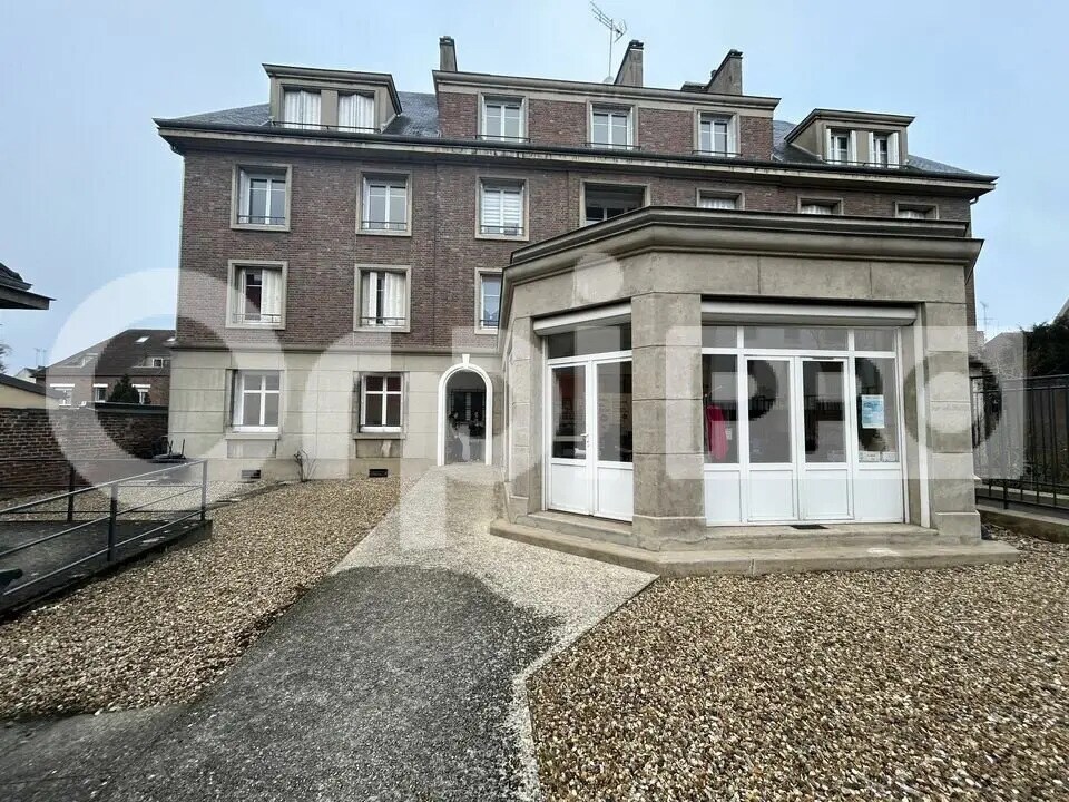 Bureau dans Beauvais à louer Photo principale– Image 1 sur 7