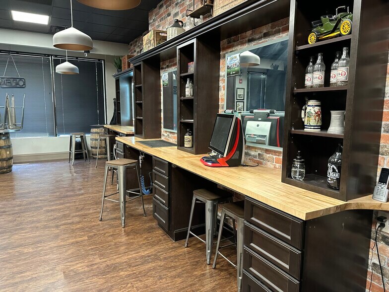 472 S Salina St, Syracuse, NY à louer - Photo intérieure – Image 3 sur 11